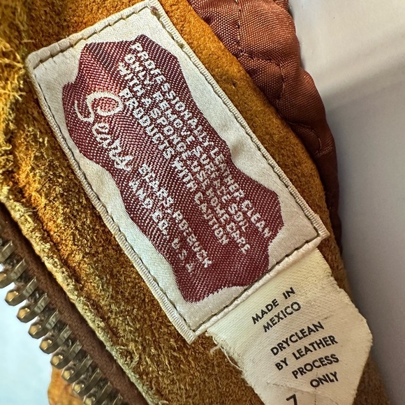 Sears Vintage Suede Fur Coat: A Timeless Piece for the Classic Fashionis… - Picture 6 of 15